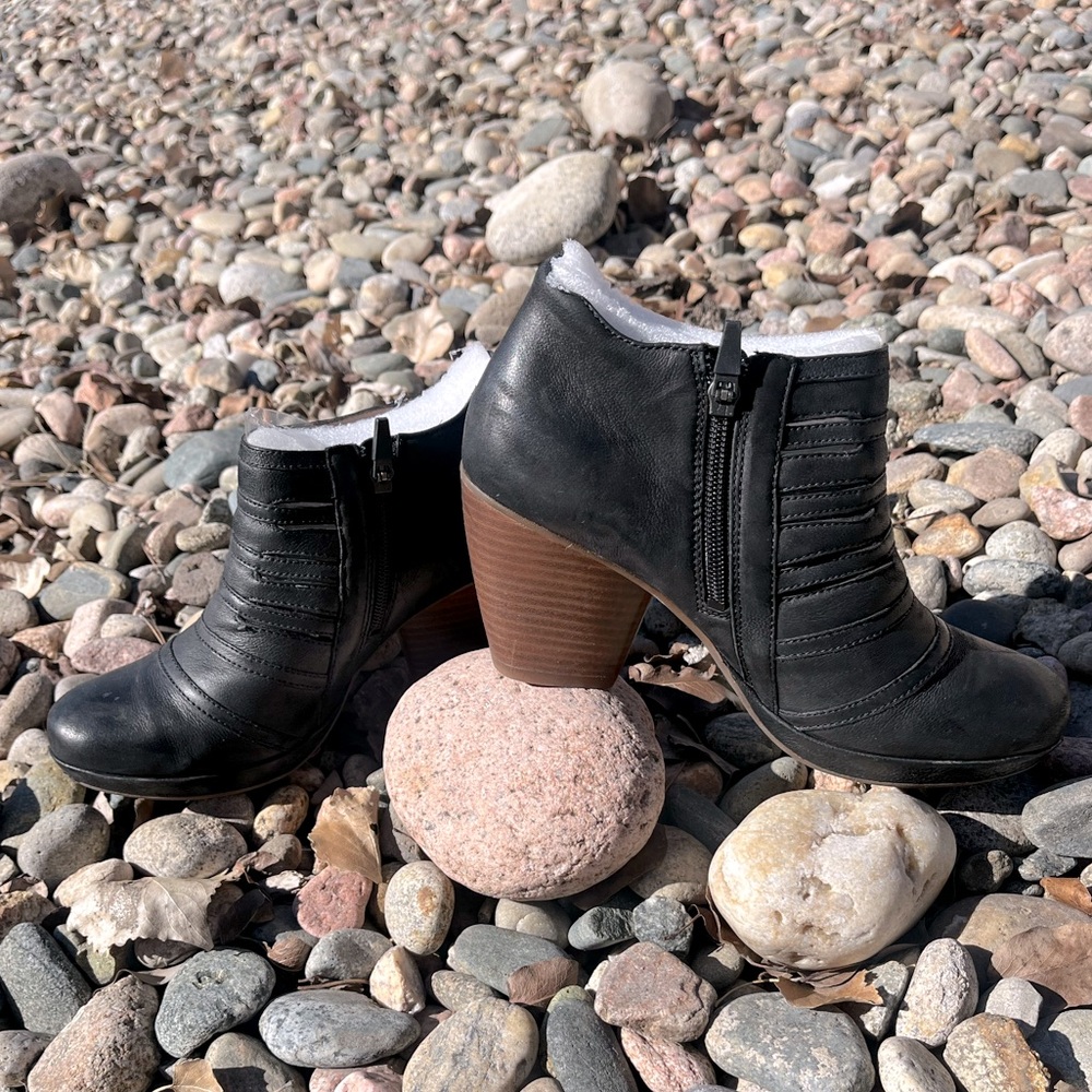 Dansko Meadow, leather boots